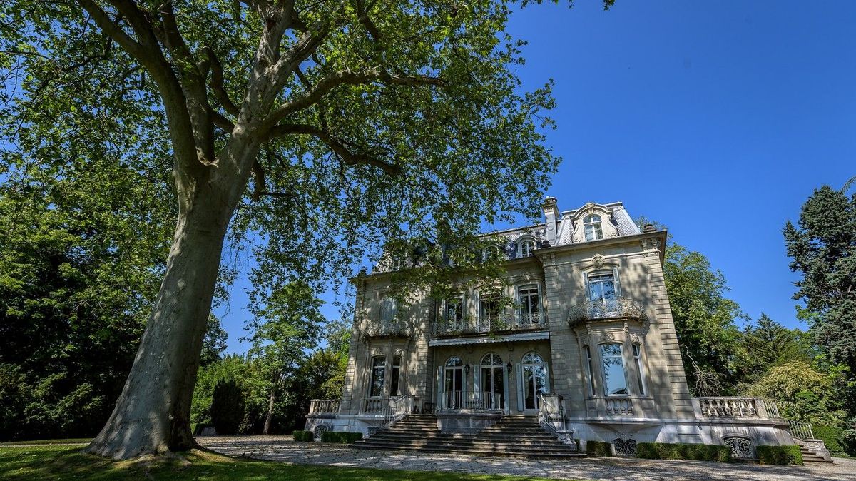 Za 600 milionů je na prodej vila u Ženevského jezera, kde Reagan a Gorbačov odstartovali konec studené války